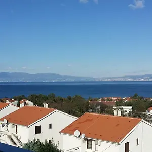 Guarda Apartment Njivice